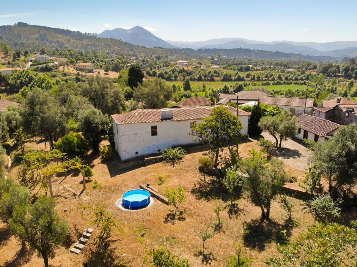 Affittacamere Casa Lavoura Em Requeixo Celorico De Basto Esterno foto